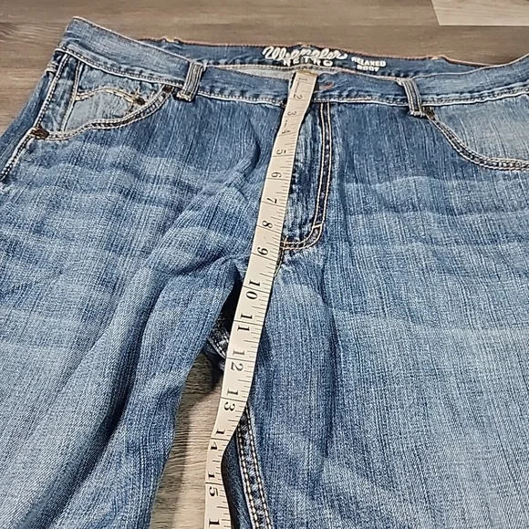 Wrangler Retro Jeans Mens 38x32 Blue Relaxed Boot Denim Cowboy Western Cotton - Picture 8 of 8